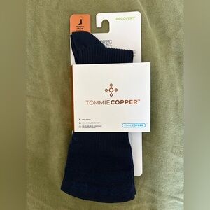 Tommie Copper Cool Copper Recovery Women’s Compression Socks | size 4-6.5